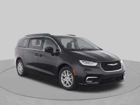 Photos of 2022 Chrysler Pacifica Touring L for sale in Frederick, MD at Ai Certified Used Cars