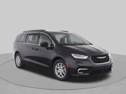Photos of 2022 Chrysler Pacifica Touring L for sale in Frederick, MD at AI Certified Used Cars