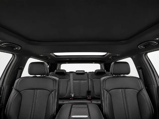2024 Jeep Grand Wagoneer L Series II - Photo 25
