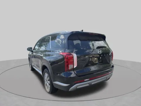 Another view of 2023 Hyundai Palisade SEL for sale in Frederick, MD at AI Certified Used Cars