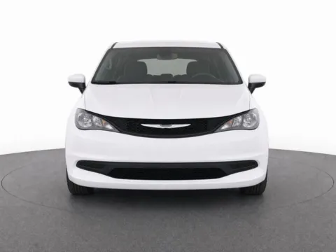 More photos of 2023 Chrysler Voyager LX at Ai Certified Used Cars, MD