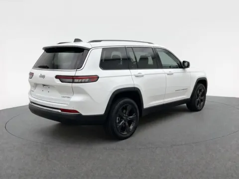 Another view of 2021 Jeep Grand Cherokee L Limited for sale in Frederick, MD at Ai Certified Used Cars