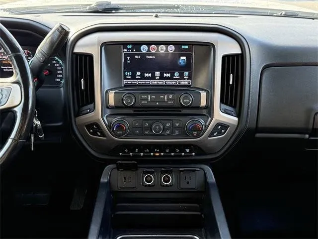2018 GMC Sierra 2500 Denali HD Denali - Photo 17