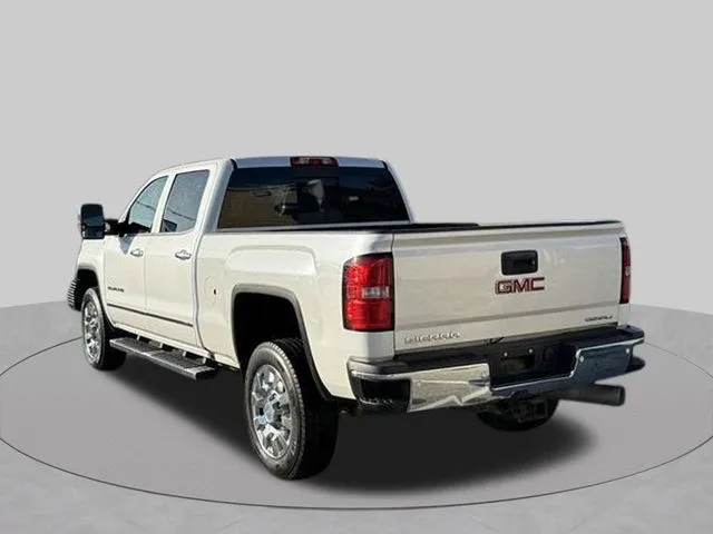 2018 GMC Sierra 2500 Denali HD Denali - Photo 3