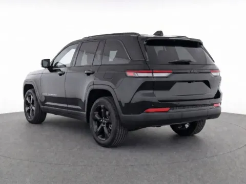 More photos of 2025 Jeep Grand Cherokee Altitude at Ai Certified Used Cars, MD