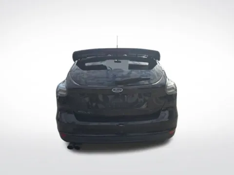 More photos of 2015 Ford Focus SE at Used Cars of Baltimore, MD