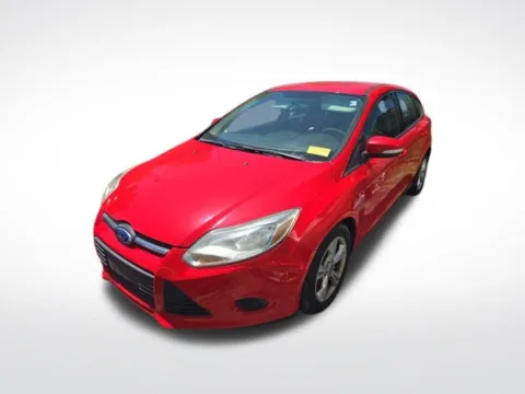 Red 2013 Ford Focus SE for sale in Cockeysville, MD