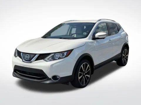 White 2018 Nissan Rogue Sport SL for sale in Cockeysville, MD