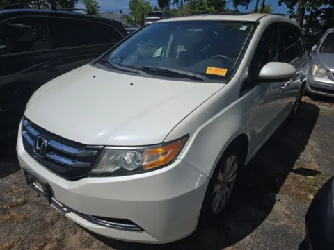 White 2015 Honda Odyssey EX-L for sale in Cockeysville, MD