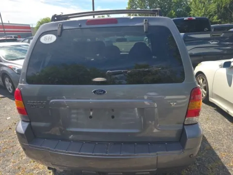 More photos of 2007 Ford Escape Limited at Used Cars of Baltimore, MD