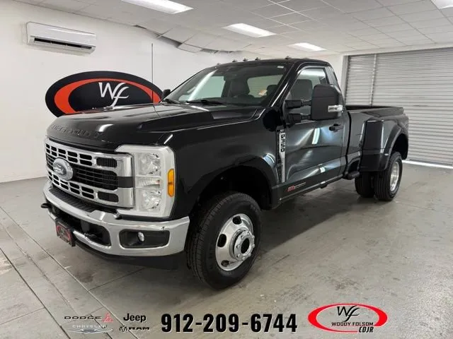 Black 2023 Ford Super Duty F-350 DRW XLT for sale in Baxley, GA