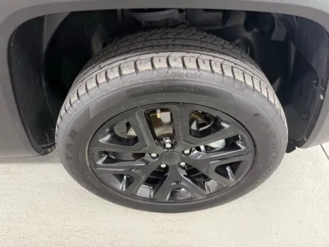 More photos of 2023 Jeep Renegade Altitude at Woody Folsom Chrysler Dodge Jeep Ram of Baxley, GA