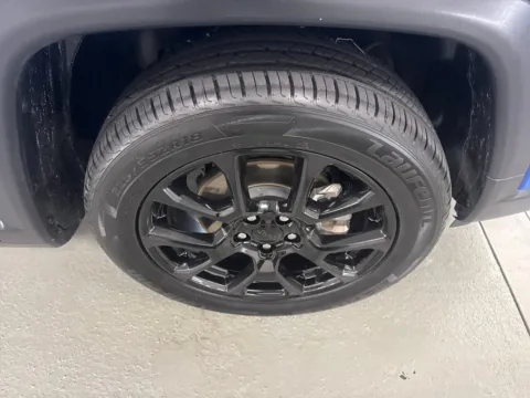 More photos of 2022 Jeep Compass Altitude at Woody Folsom Chrysler Dodge Jeep Ram of Baxley, GA