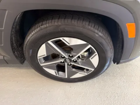 More photos of 2025 Hyundai Tucson SEL at Woody Folsom Chrysler Dodge Jeep Ram of Baxley, GA