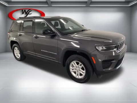 Another view of 2025 Jeep Grand Cherokee Laredo for sale in Baxley, GA at Woody Folsom Chrysler Dodge Jeep Ram of Baxley