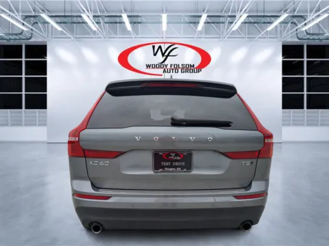 More photos of 2021 Volvo XC60 Momentum at Woody Folsom CDJR of Douglas, GA