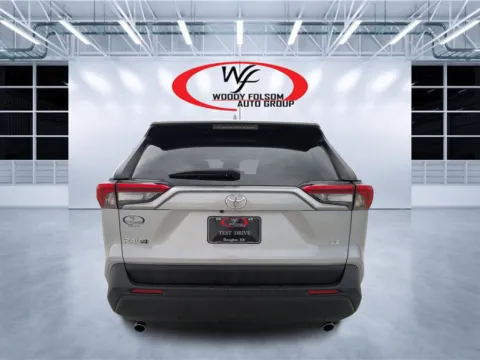 More photos of 2021 Toyota RAV4 LE at Woody Folsom CDJR of Douglas, GA