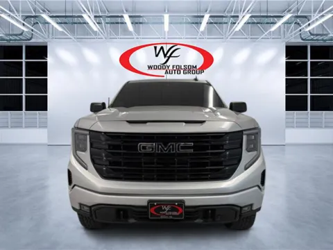 More photos of 2022 GMC Sierra 1500 Elevation at Woody Folsom CDJR of Douglas, GA