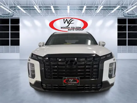 Photos of 2024 Hyundai Palisade Calligraphy Night Edition for sale in Douglas, GA at Woody Folsom CDJR of Douglas