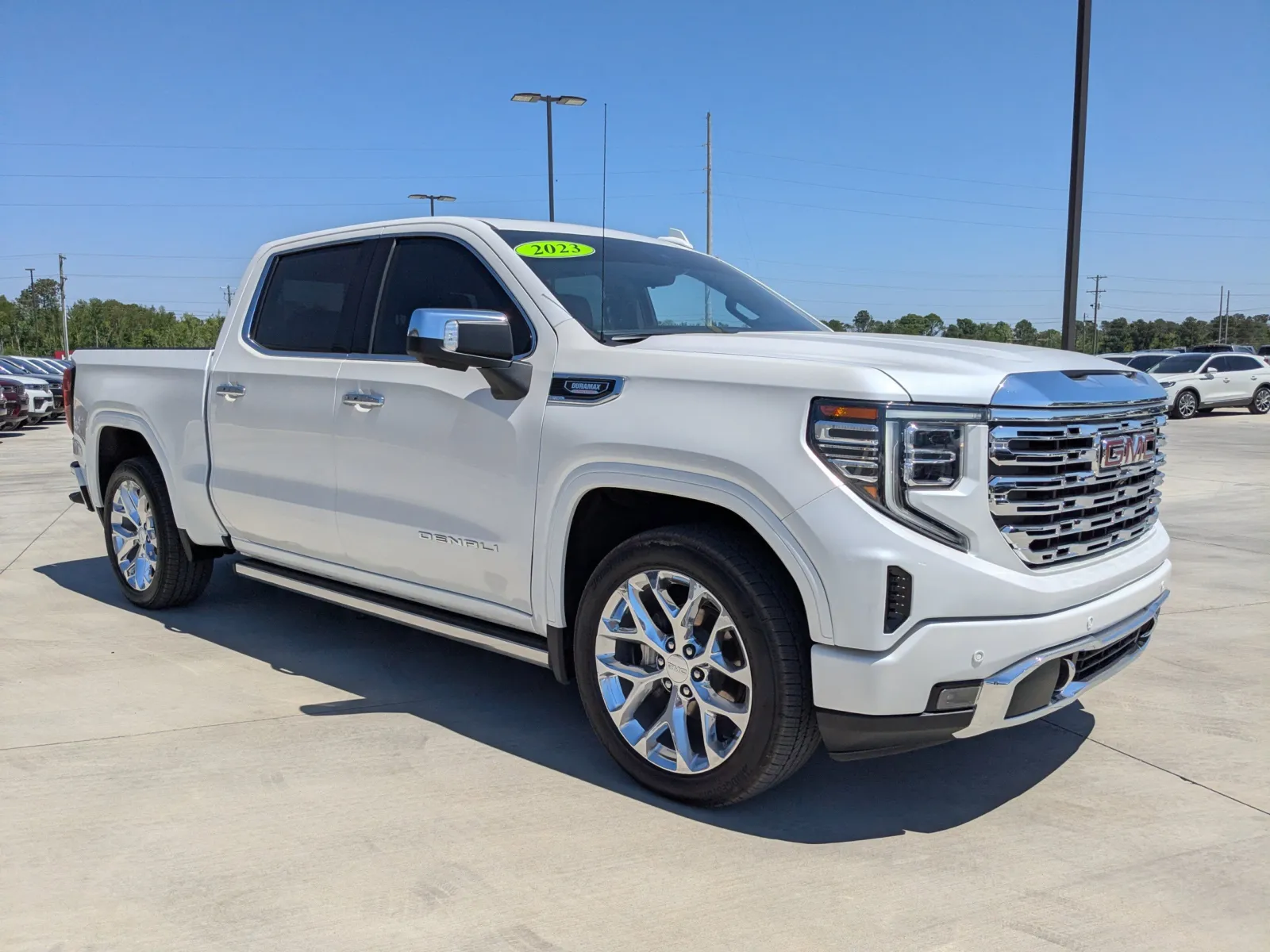 White 2023 GMC Sierra 1500 Denali for sale in Douglas, GA