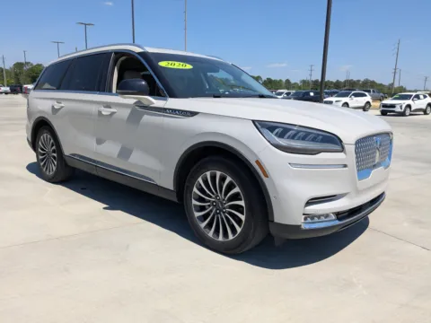 Photos of 2020 Lincoln Aviator Reserve for sale in Douglas, GA at Woody Folsom CDJR of Douglas