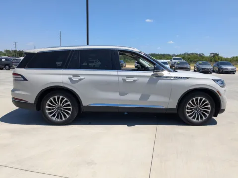 Another view of 2020 Lincoln Aviator Reserve for sale in Douglas, GA at Woody Folsom CDJR of Douglas