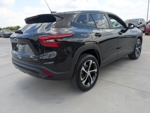 More photos of 2025 Chevrolet Trax 1RS at Woody Folsom CDJR of Douglas, GA