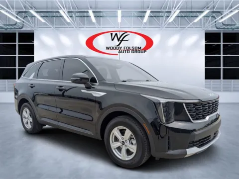 Photos of 2026 Kia Sorento LX for sale in Douglas, GA at Woody Folsom CDJR of Douglas