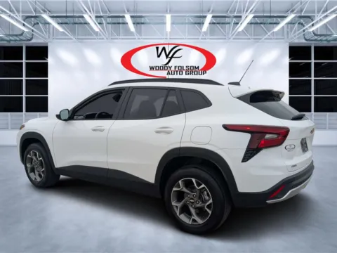 More photos of 2025 Chevrolet Trax LT at Woody Folsom CDJR of Douglas, GA