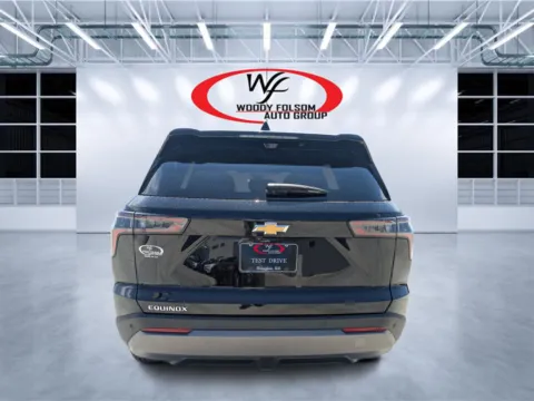 More photos of 2025 Chevrolet Equinox FWD LT at Woody Folsom CDJR of Douglas, GA