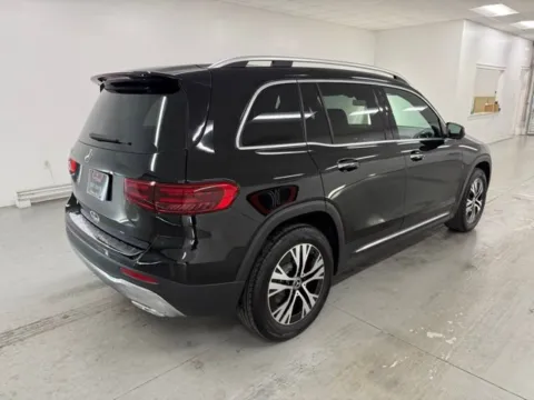 More photos of 2025 Mercedes-Benz GLB 250 at Woody Folsom CDJR of Douglas, GA