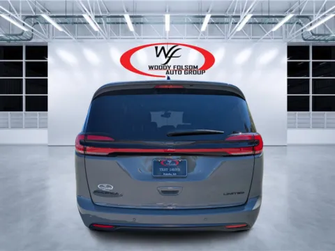 More photos of 2025 Chrysler Pacifica Limited at Woody Folsom CDJR of Douglas, GA