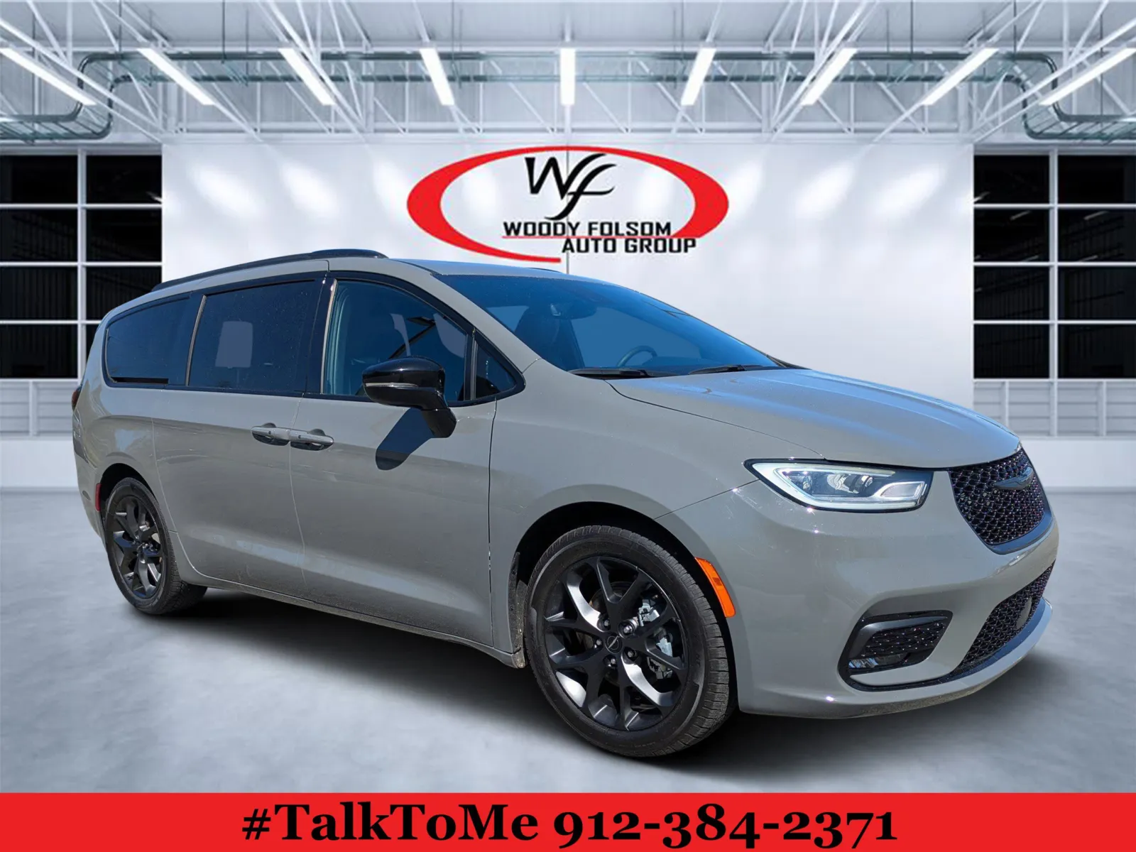 Gray 2025 Chrysler Pacifica Limited for sale in Douglas, GA