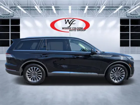 Photos of 2023 Lincoln Aviator Reserve for sale in Douglas, GA at Woody Folsom CDJR of Douglas