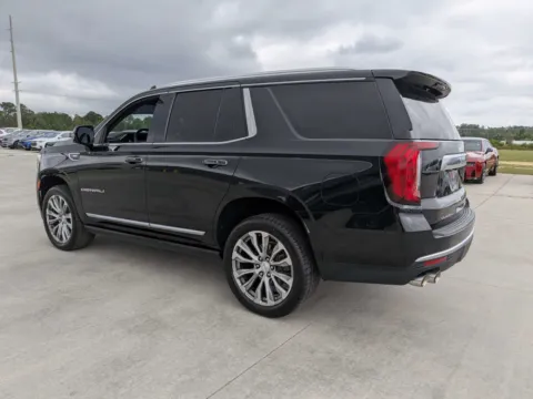 More photos of 2021 GMC Yukon Denali at Woody Folsom CDJR of Douglas, GA