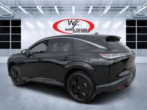 More photos of 2025 Nissan Murano SV at Woody Folsom CDJR of Douglas, GA