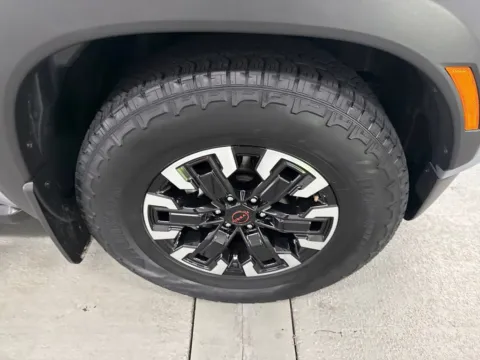 More photos of 2023 Nissan Frontier PRO-X at Woody Folsom CDJR of Douglas, GA