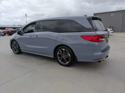 More photos of 2023 Honda Odyssey Elite at Woody Folsom CDJR of Douglas, GA