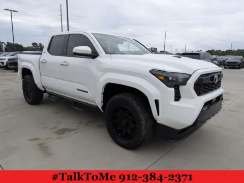 White 2024 Toyota Tacoma TRD Sport for sale in Douglas, GA