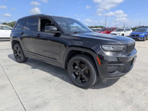 Photos of 2025 Jeep Grand Cherokee Altitude X for sale in Douglas, GA at Woody Folsom CDJR of Douglas