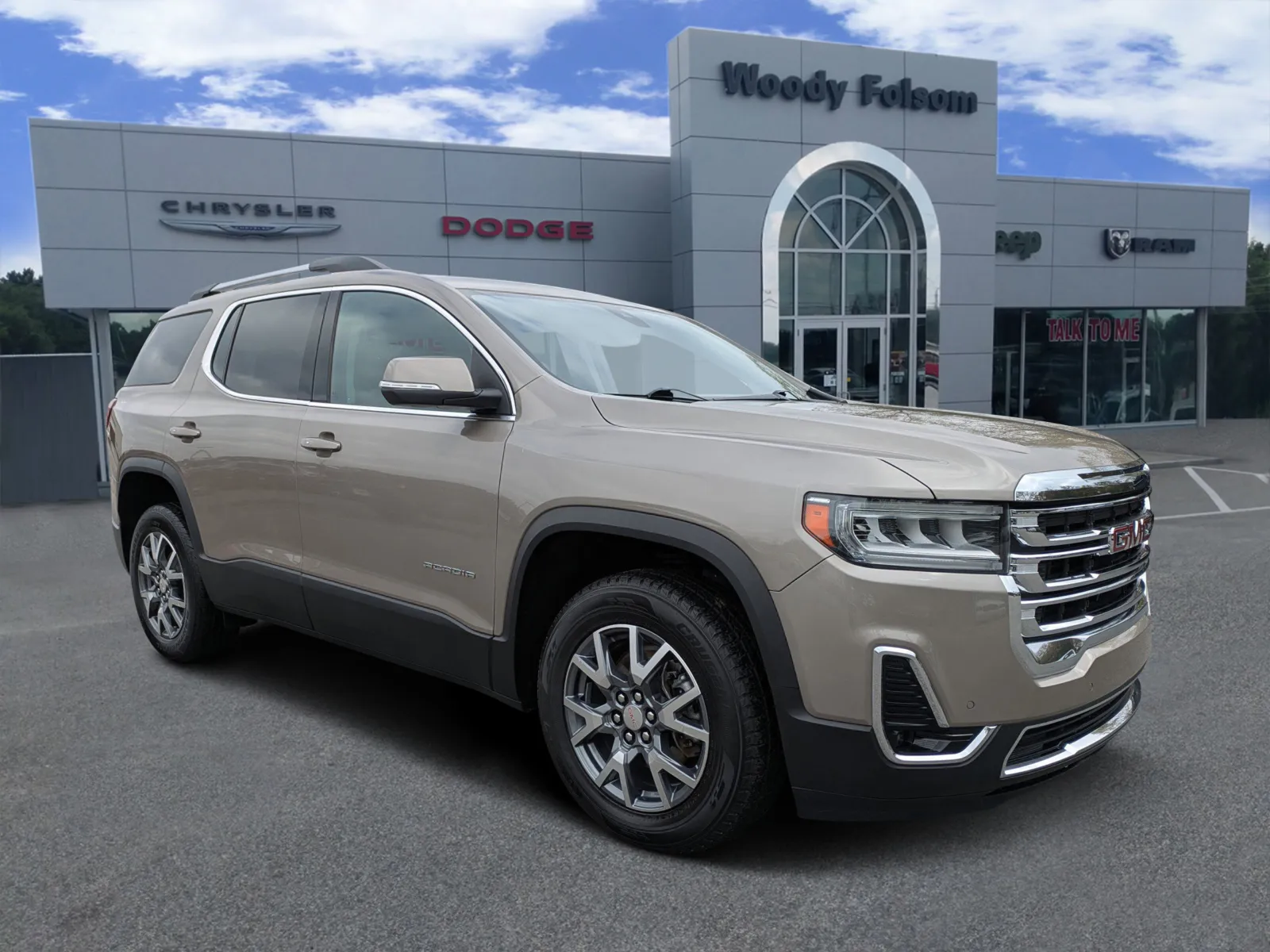 Brown 2023 GMC Acadia SLT for sale in Vidalia, GA
