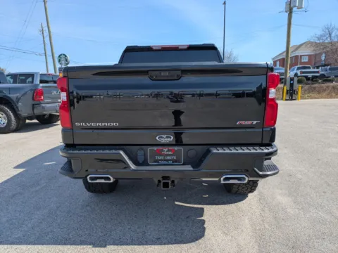 More photos of 2023 Chevrolet Silverado 1500 RST at Woody Folsom Chrysler Dodge Jeep Ram of Vidalia, GA
