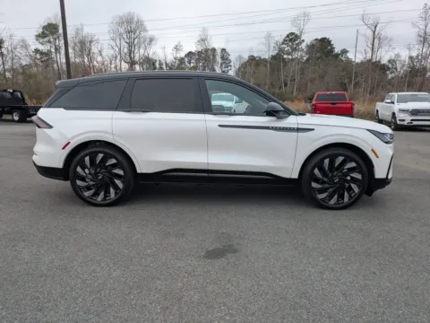 Another view of 2024 Lincoln Nautilus Reserve for sale in Vidalia, GA at Woody Folsom Chrysler Dodge Jeep Ram of Vidalia