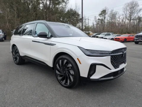 Photos of 2024 Lincoln Nautilus Reserve for sale in Vidalia, GA at Woody Folsom Chrysler Dodge Jeep Ram of Vidalia