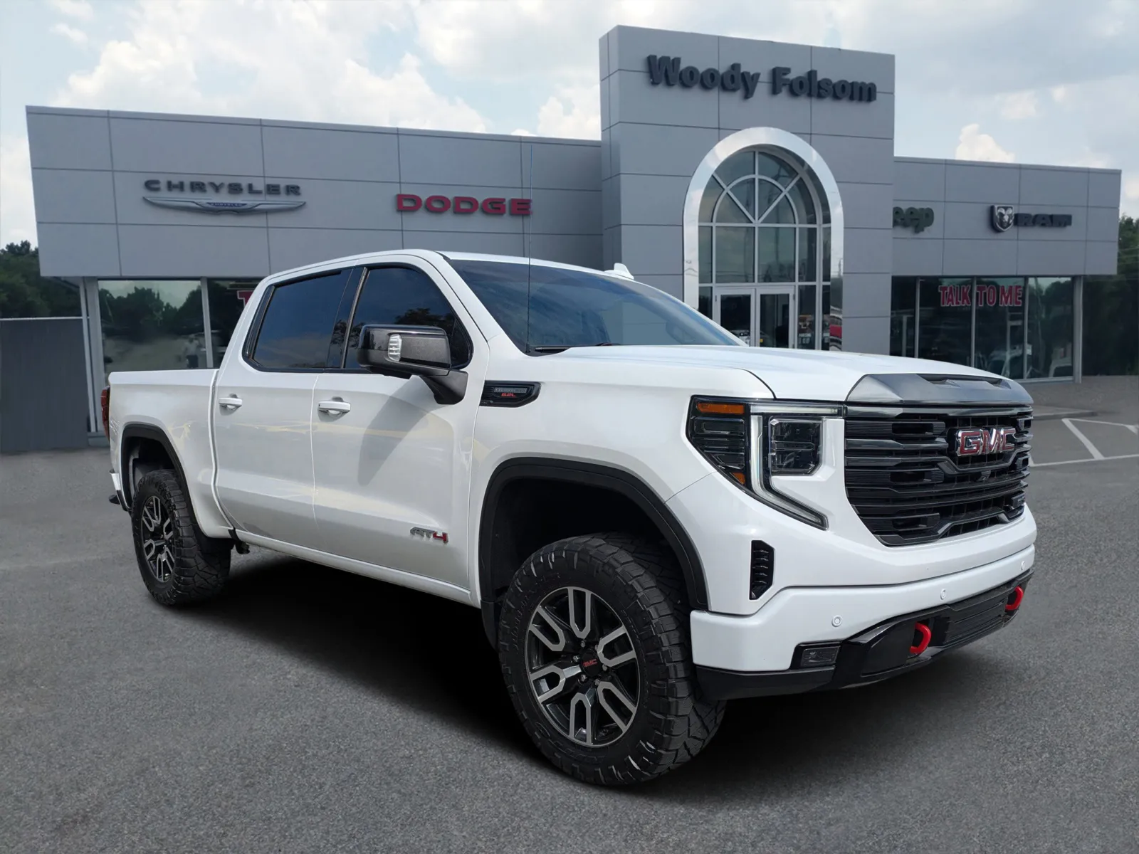 White 2023 GMC Sierra 1500 AT4 for sale in Vidalia, GA