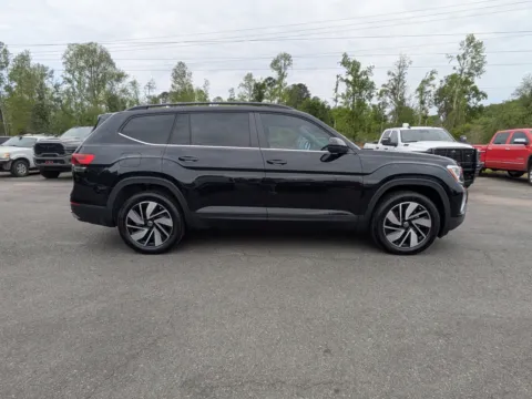 Another view of 2024 Volkswagen Atlas 2.0T SE w/Technology for sale in Vidalia, GA at Woody Folsom Chrysler Dodge Jeep Ram of Vidalia