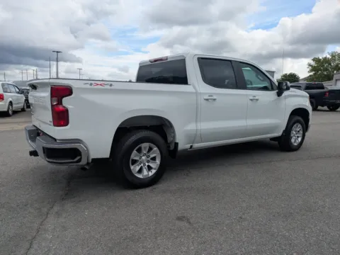 More photos of 2024 Chevrolet Silverado 1500 LT at Woody Folsom Chrysler Dodge Jeep Ram of Vidalia, GA