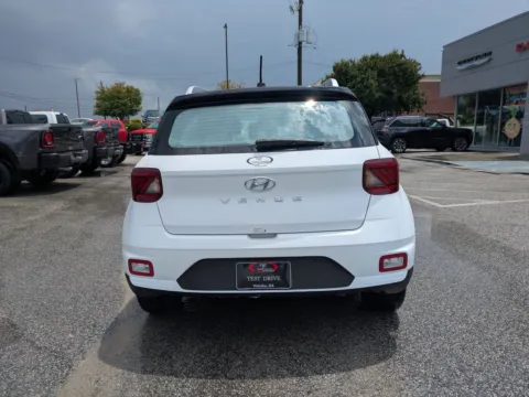 More photos of 2024 Hyundai Venue Limited at Woody Folsom Chrysler Dodge Jeep Ram of Vidalia, GA