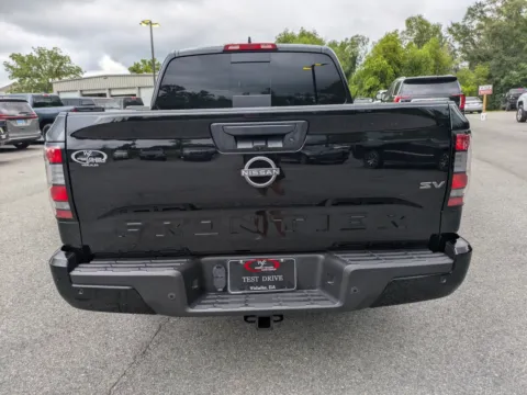 More photos of 2023 Nissan Frontier SV at Woody Folsom Chrysler Dodge Jeep Ram of Vidalia, GA