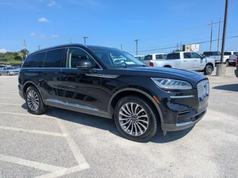 Photos of 2023 Lincoln Aviator Reserve for sale in Vidalia, GA at Woody Folsom Chrysler Dodge Jeep Ram of Vidalia